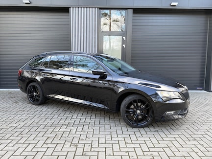 Skoda Superb 0