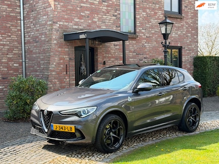 Alfa Romeo Stelvio 0