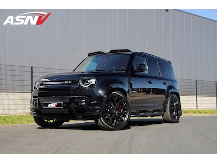 Land Rover Defender 0