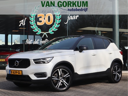 Volvo XC40 0
