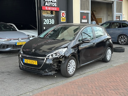 Peugeot 208 0