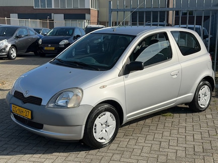 Toyota Yaris 0