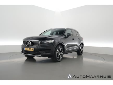 Volvo XC40 0