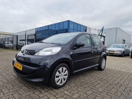 Peugeot 107 0
