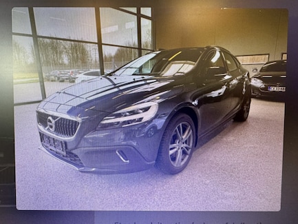 Volvo V40 Cross Country 0
