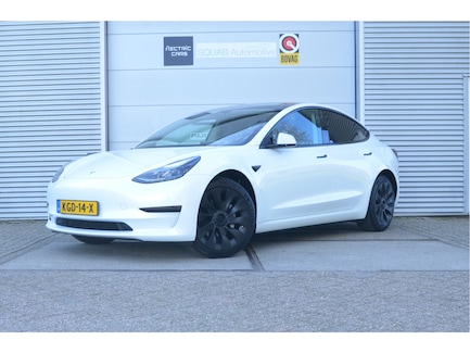 Tesla Model 3 0