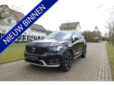 Volvo XC40 0