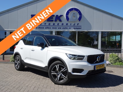 Volvo XC40 0