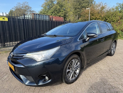 Toyota Avensis 0