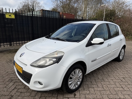 Renault Clio 0