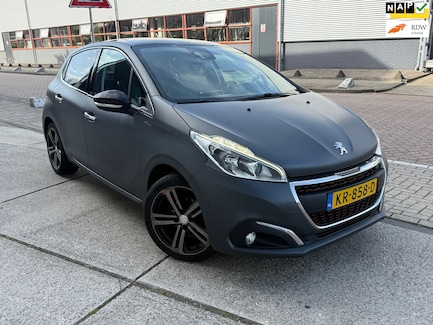 Peugeot 208 0