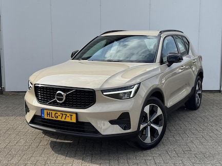 Volvo XC40 0