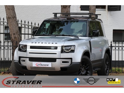 Land Rover Defender 0