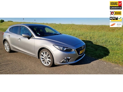 Mazda 3 0