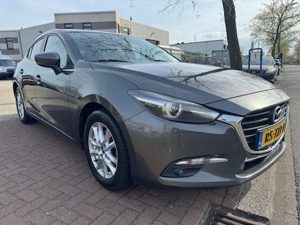 Mazda 3 0