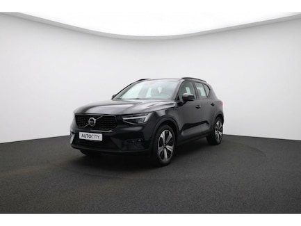Volvo XC40 0