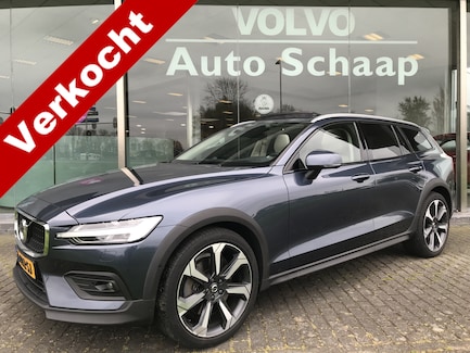 Volvo V60 Cross Country 0