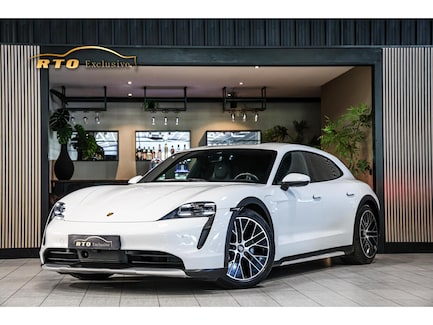 Porsche Taycan Cross Turismo 0