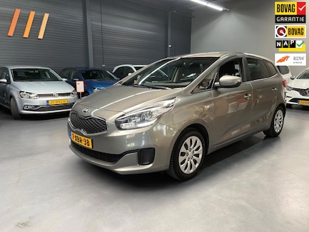 Kia Carens 0