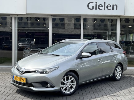 Toyota Auris 0