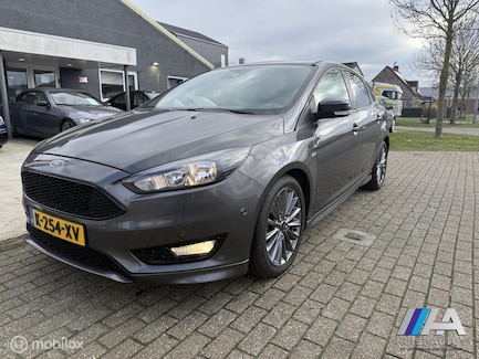 Ford Focus 0