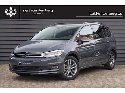 Volkswagen Touran 0