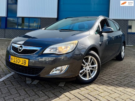 Opel Astra 0