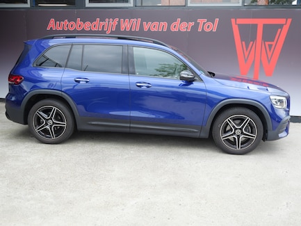 Mercedes-Benz GLB 0