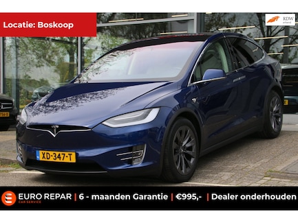 Tesla Model X 0