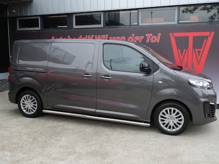 Opel Vivaro-e 0