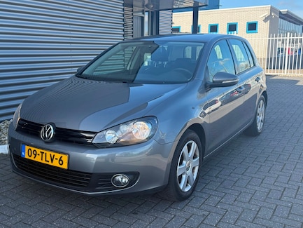 Volkswagen Golf 0