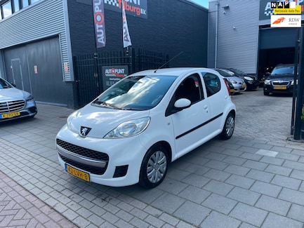 Peugeot 107 0