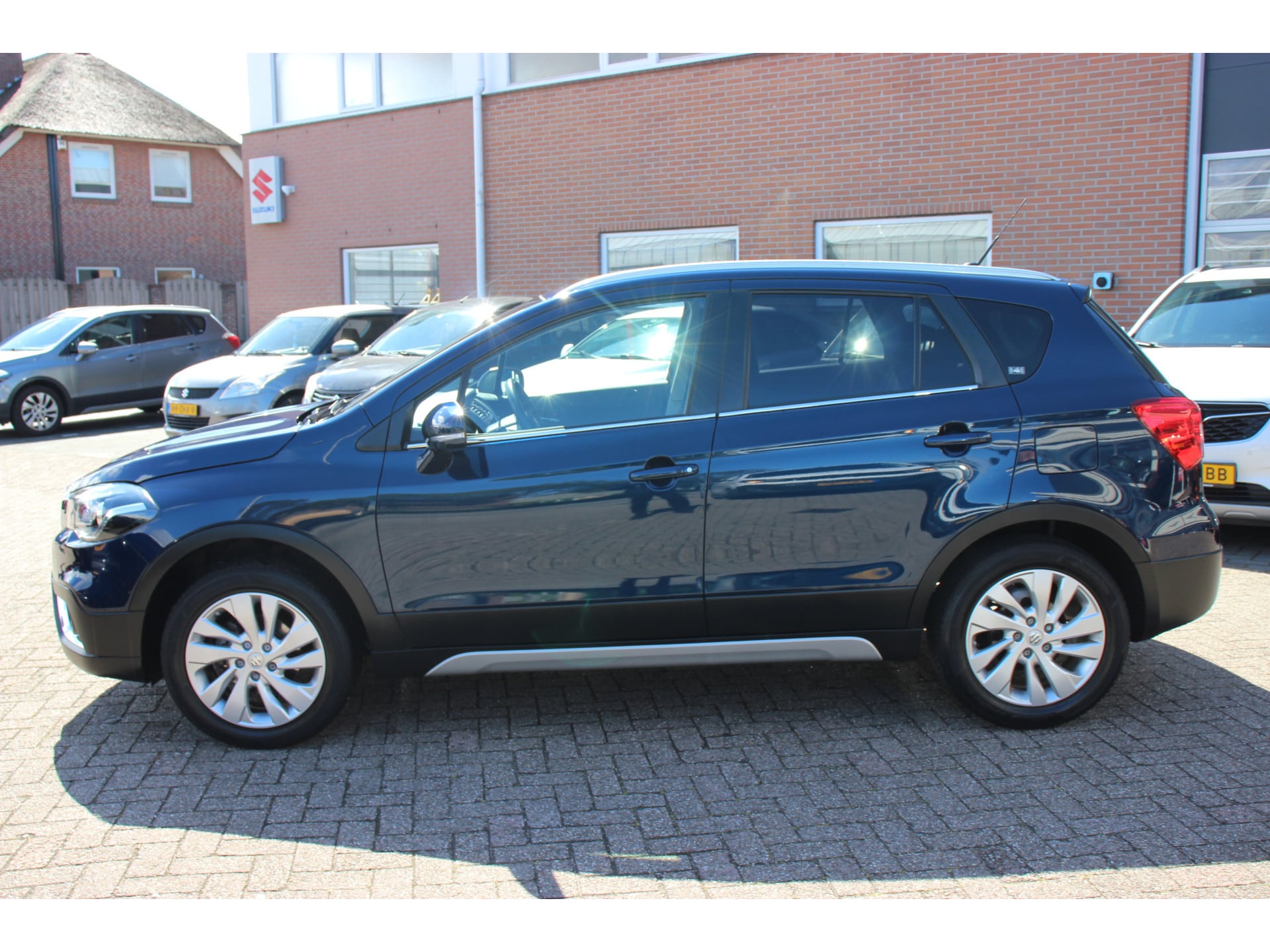 Suzuki S-Cross