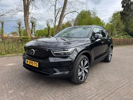 Volvo XC40 0