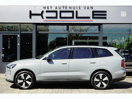 Volvo EX90 0