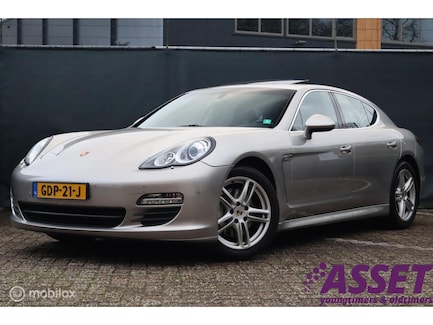 Porsche Panamera 0