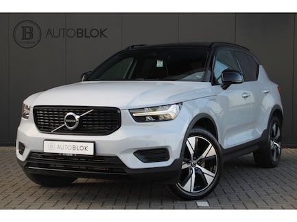 Volvo XC40 0