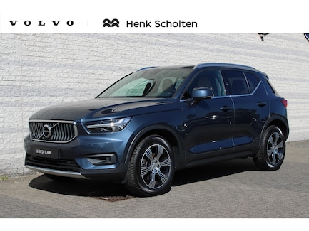 Volvo XC40 0