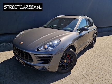 Porsche Macan 0
