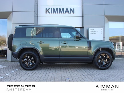 Land Rover Defender 0
