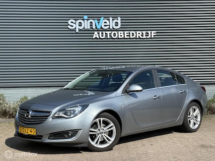 Opel Insignia 0