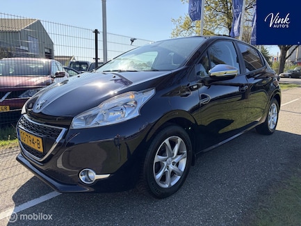 Peugeot 208 0