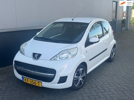 Peugeot 107 0