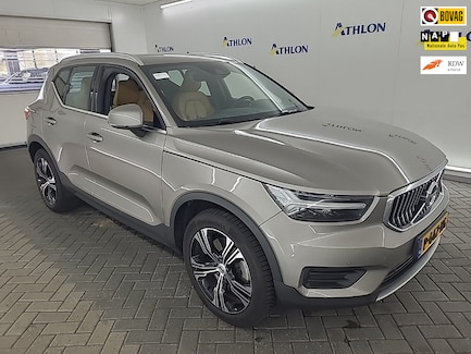 Volvo XC40 0