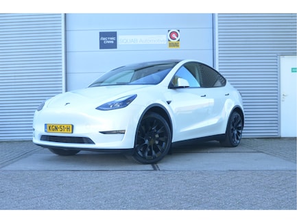 Tesla Model Y 0