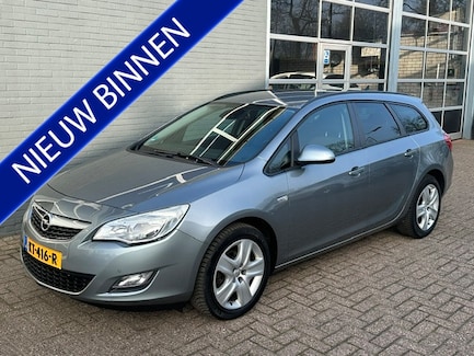 Opel Astra 0