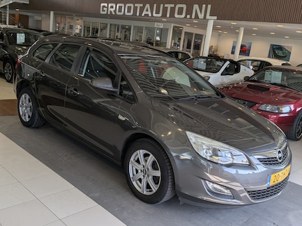 Opel Astra 0