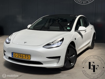 Tesla Model 3 0