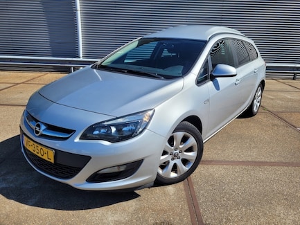 Opel Astra 0