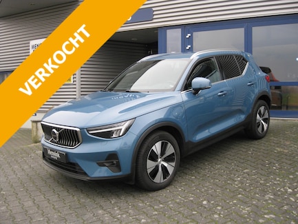 Volvo XC40 0